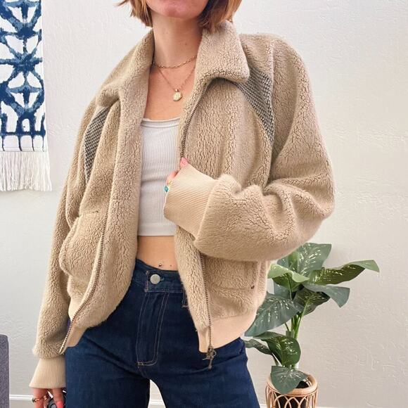 Vintage 1990's Tan Fleece Teddy Collared Zip Up Jacket - Picture 1 of 7
